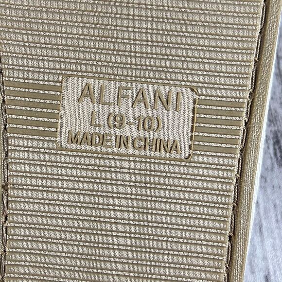 Alfani Women's Criss Cross House Slippers Slip On Plush Gray Cream Large 9-10 - Picture 6 of 6